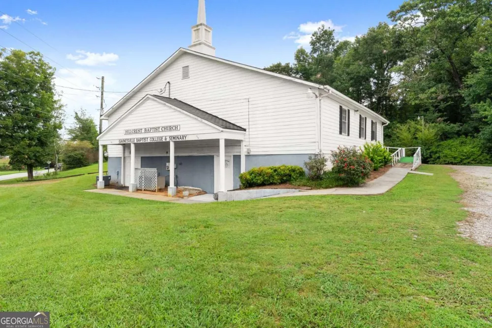 5304 Bethel RD Clermont, GA 30527