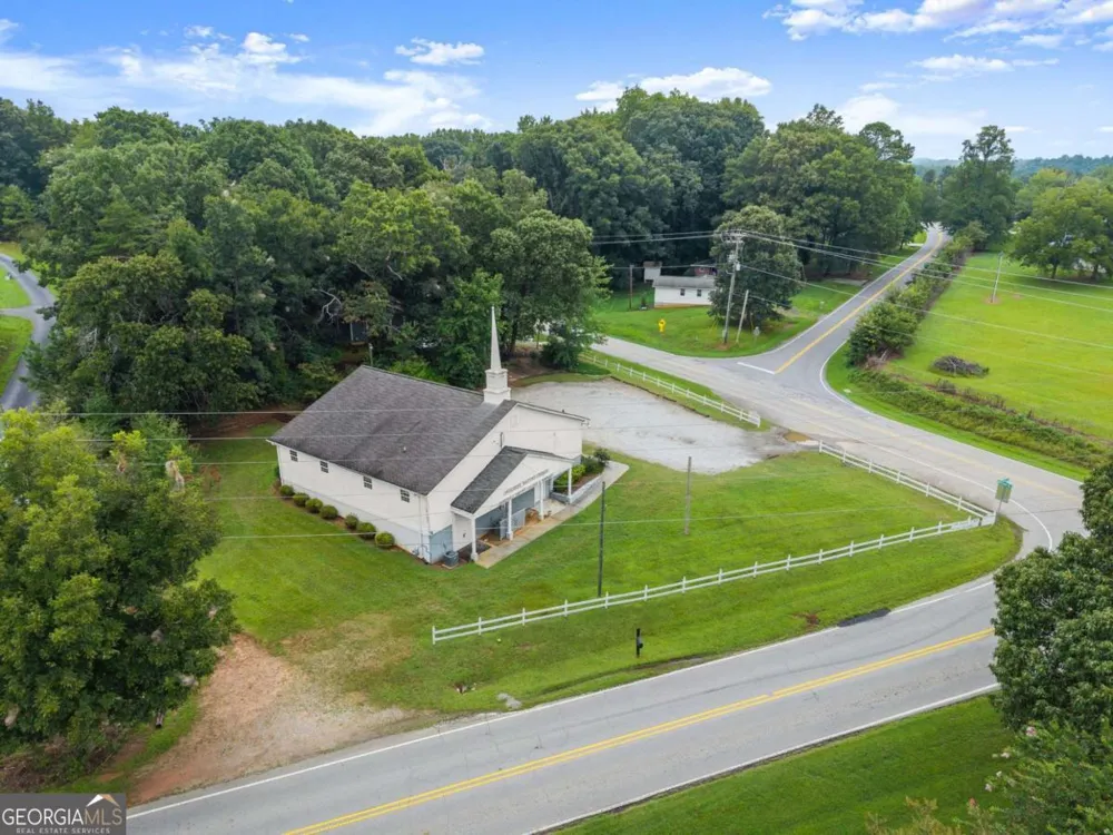 5304 Bethel RD Clermont, GA 30527