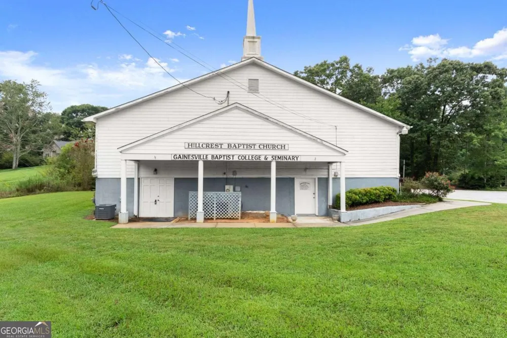 5304 Bethel RD Clermont, GA 30527