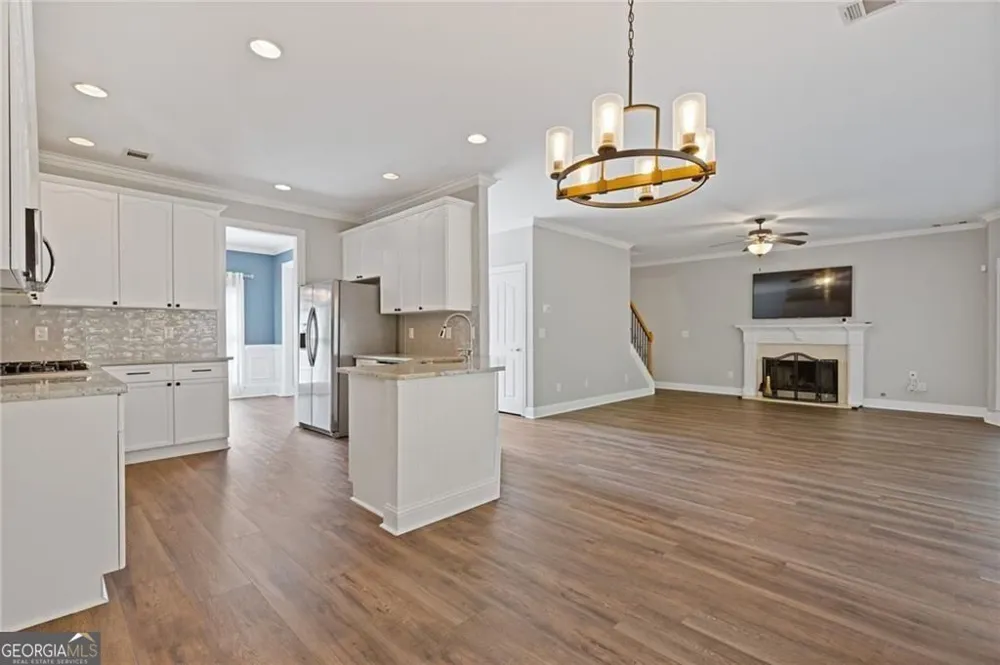 1025 Fairview Club CIR Dacula, GA 30019