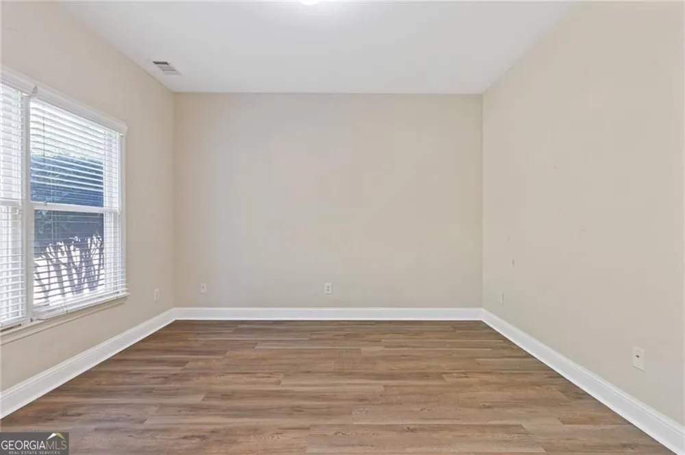 1025 Fairview Club CIR Dacula, GA 30019