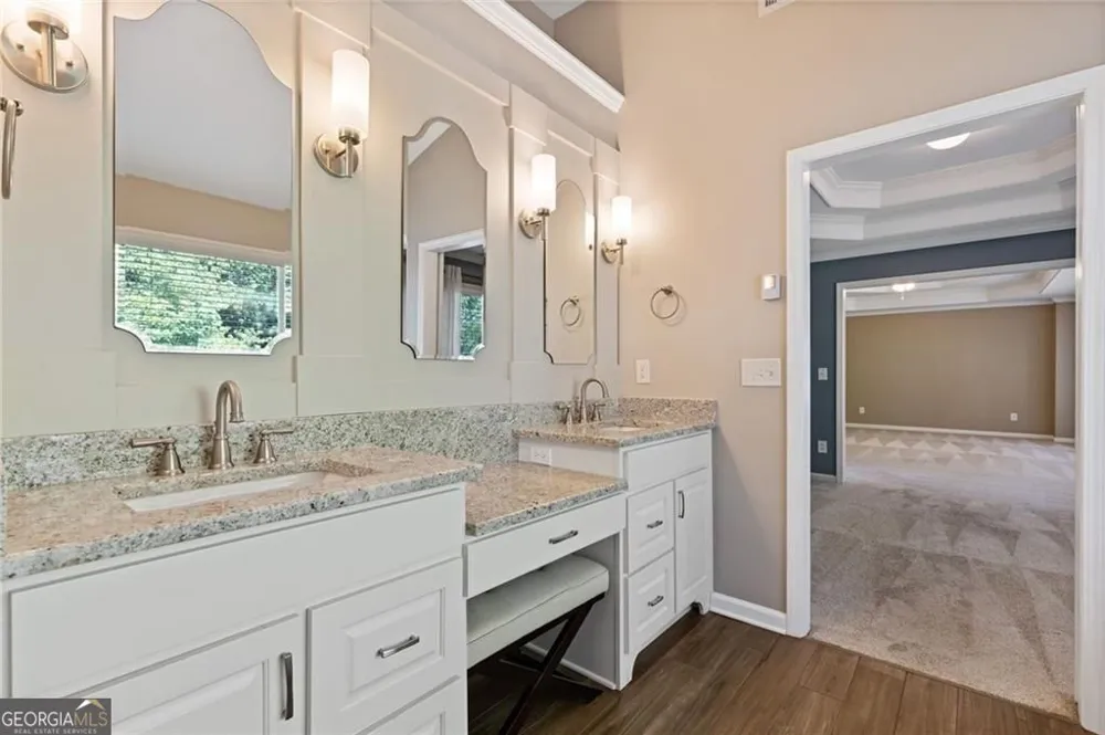 1025 Fairview Club CIR Dacula, GA 30019