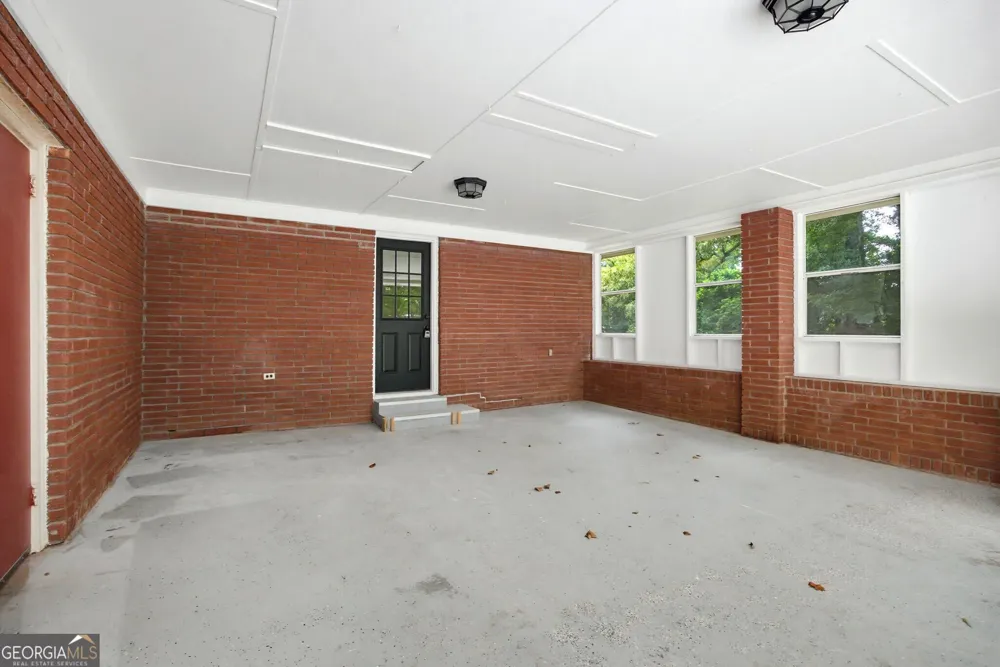 1502 Kings RD Marietta, GA 30062