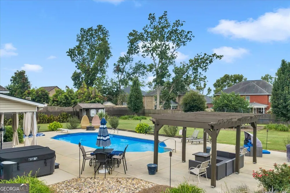 113 Bridgeway DR Warner Robins, GA 31088