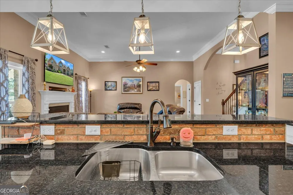 113 Bridgeway DR Warner Robins, GA 31088