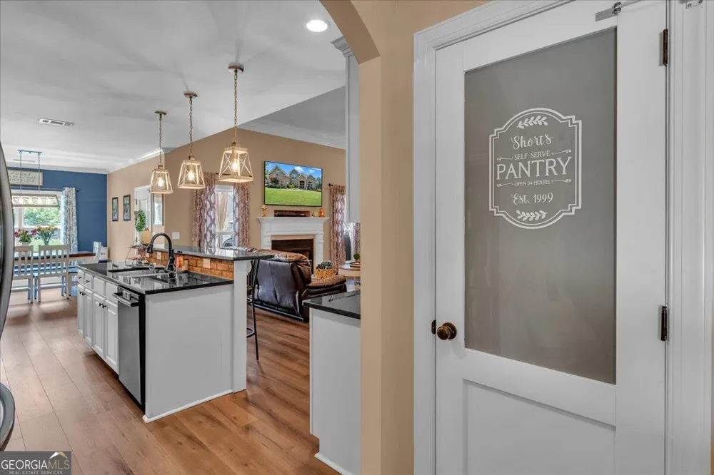 113 Bridgeway DR Warner Robins, GA 31088