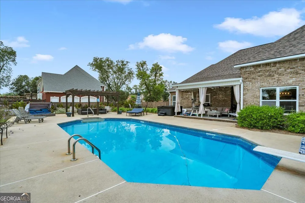 113 Bridgeway DR Warner Robins, GA 31088