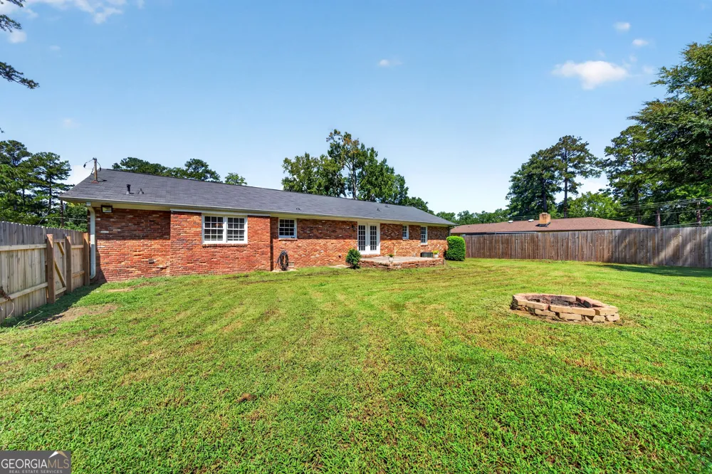 1461 Marlowe DR Macon, GA 31210