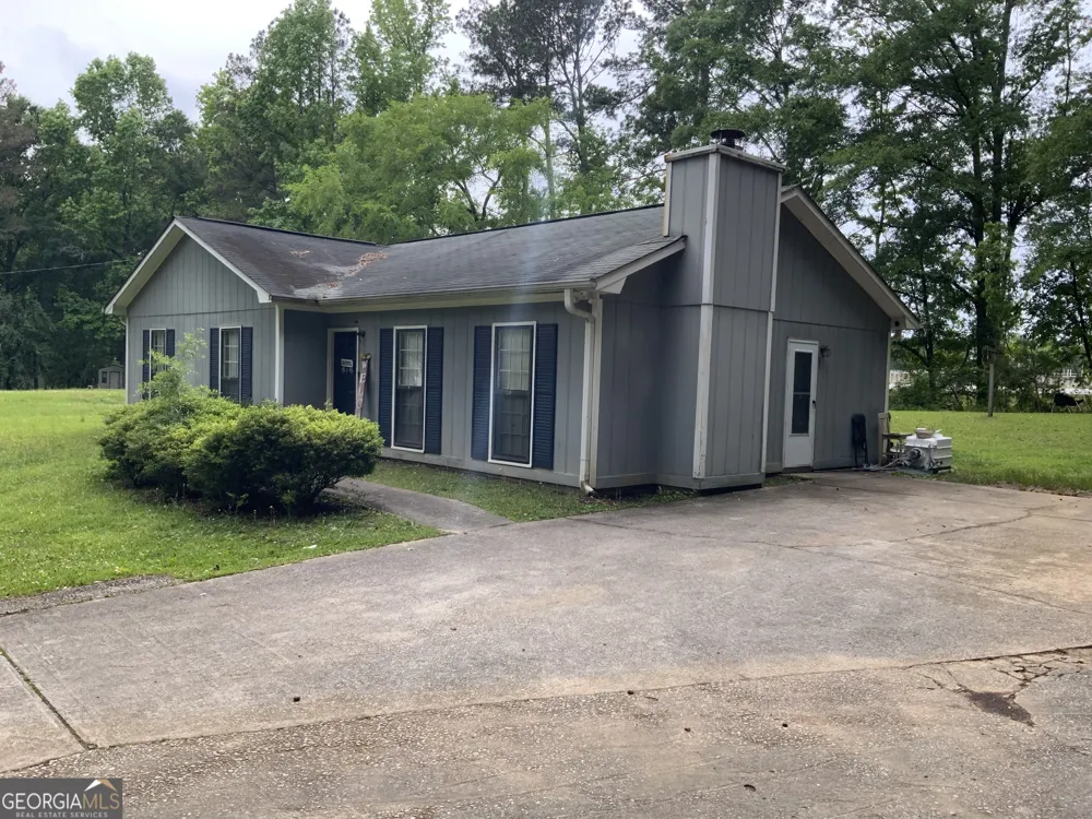 1408 New Huchinson Mill RD LaGrange, GA 30240