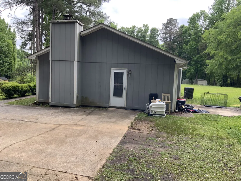 1408 New Huchinson Mill RD LaGrange, GA 30240