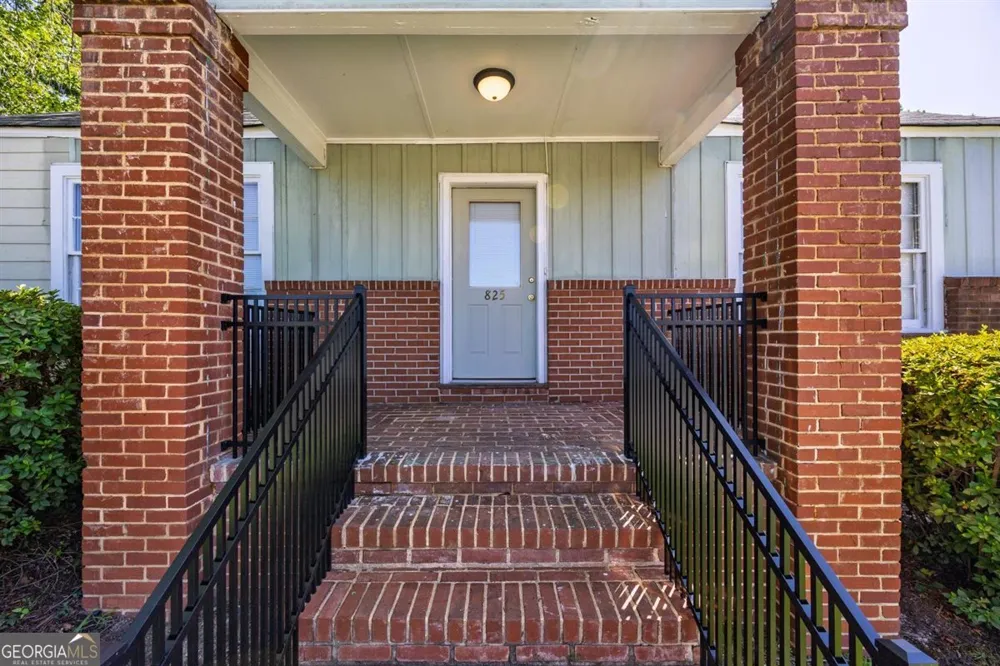 825 Maple ST Macon, GA 31201