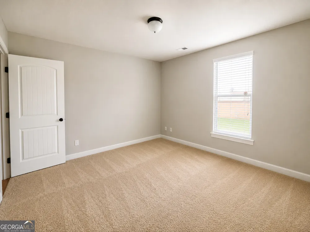 835 Lorrimont LN Fairburn, GA 30213