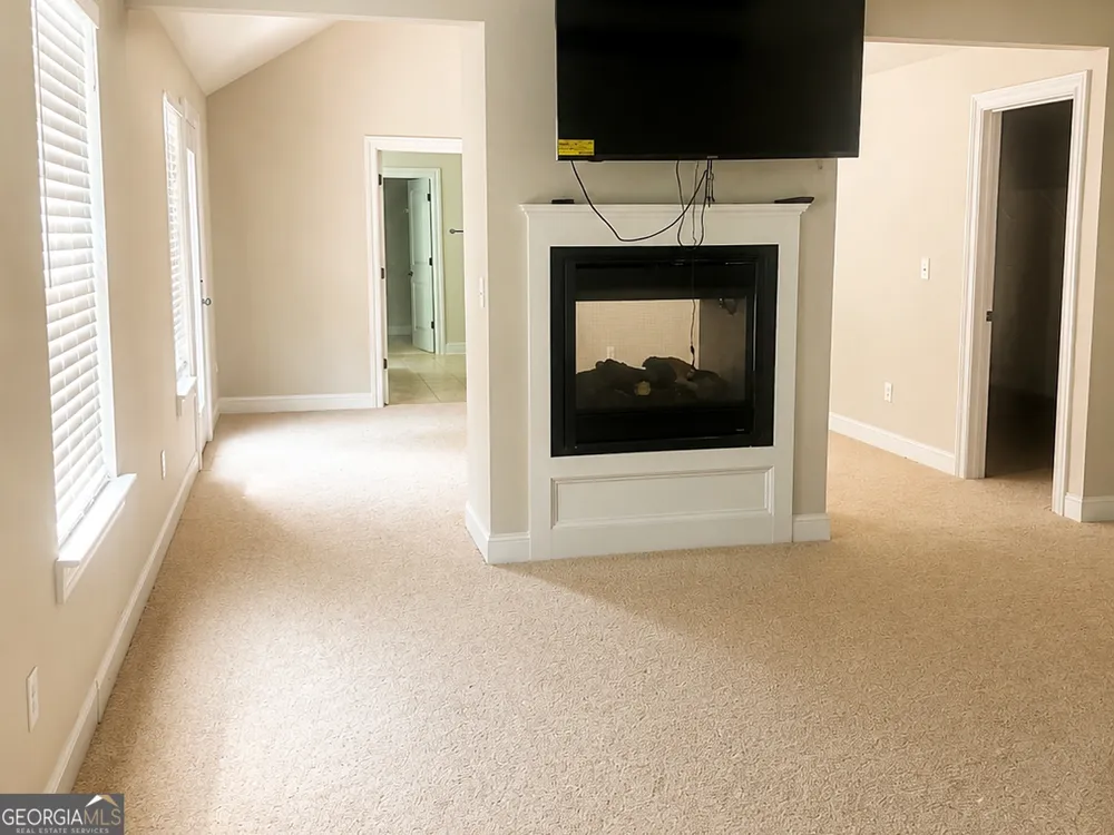 835 Lorrimont LN Fairburn, GA 30213