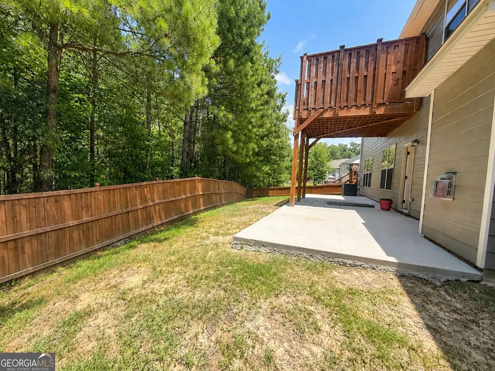 835 Lorrimont LN Fairburn, GA 30213