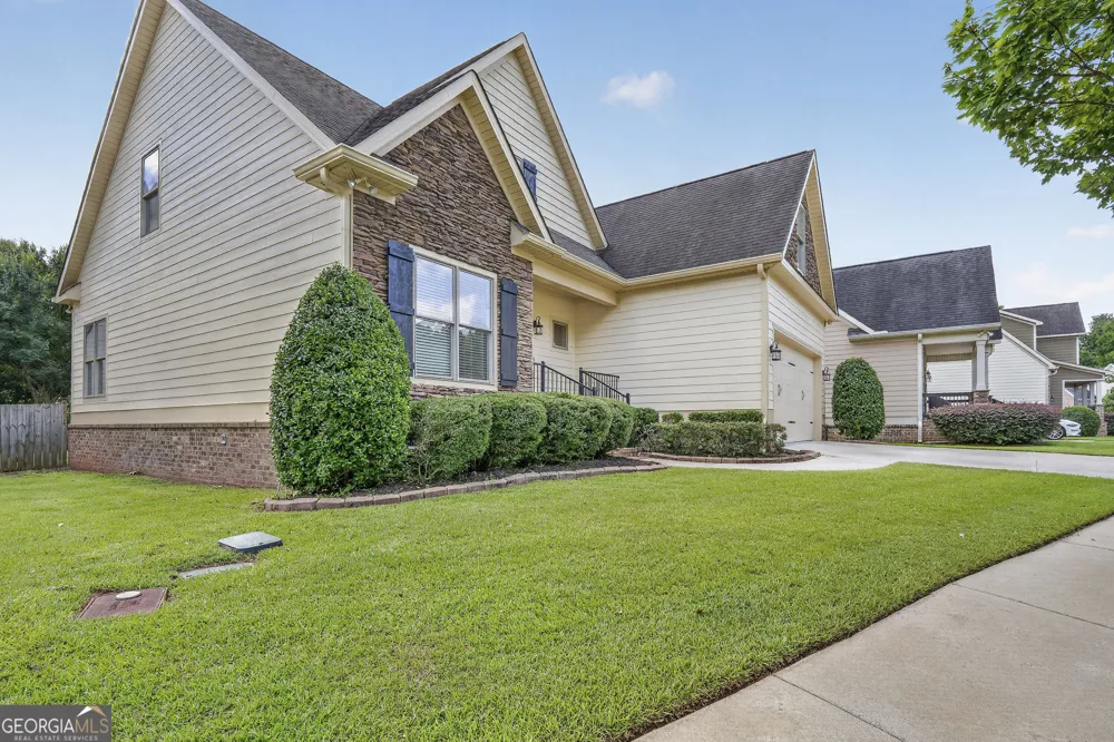 356 Carillon LN Macon, GA 31210