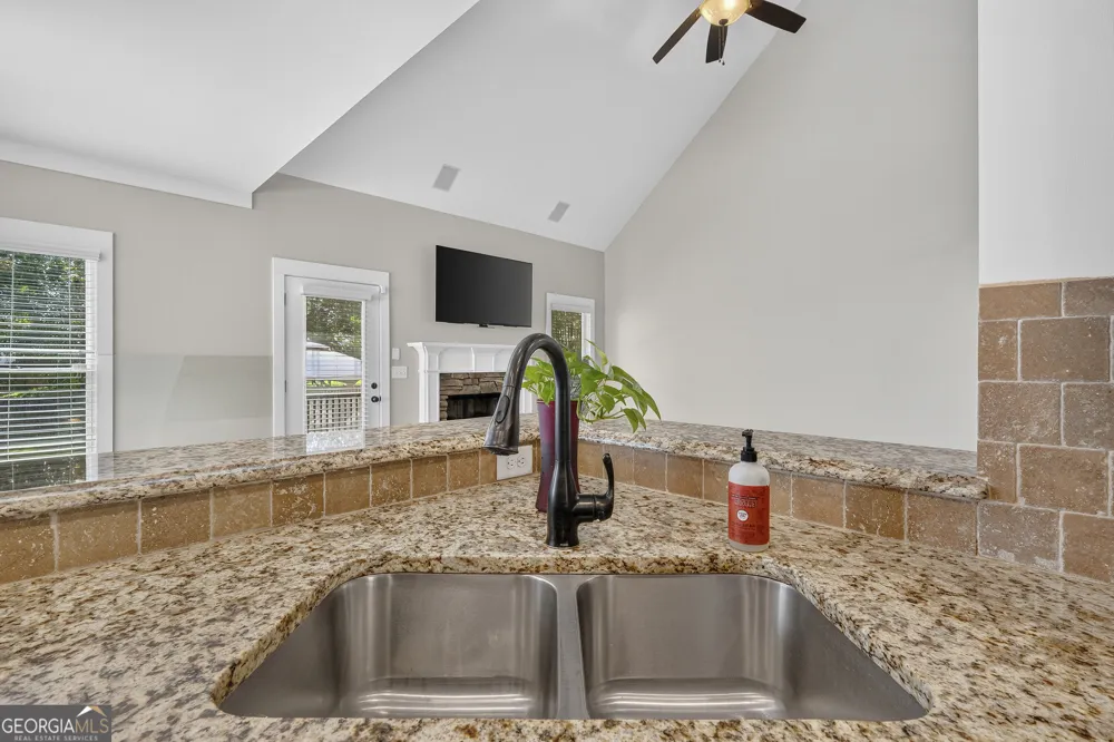 356 Carillon LN Macon, GA 31210