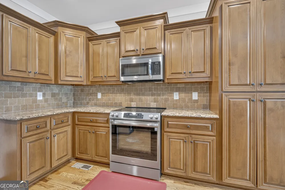 356 Carillon LN Macon, GA 31210