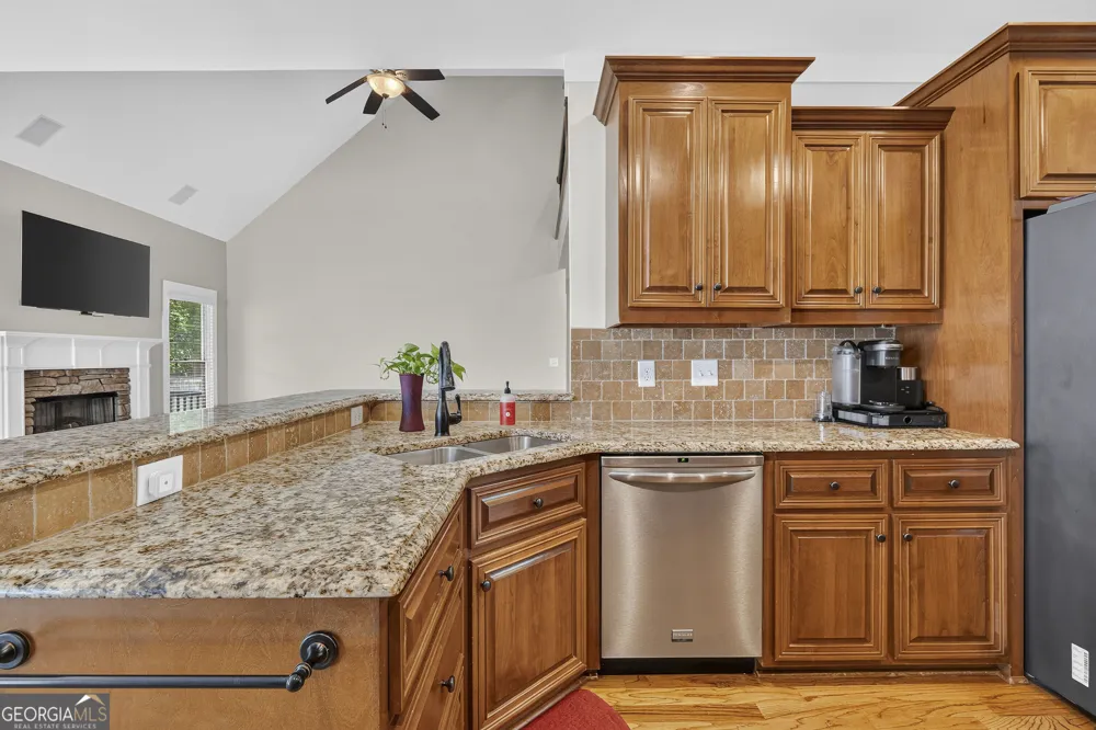 356 Carillon LN Macon, GA 31210