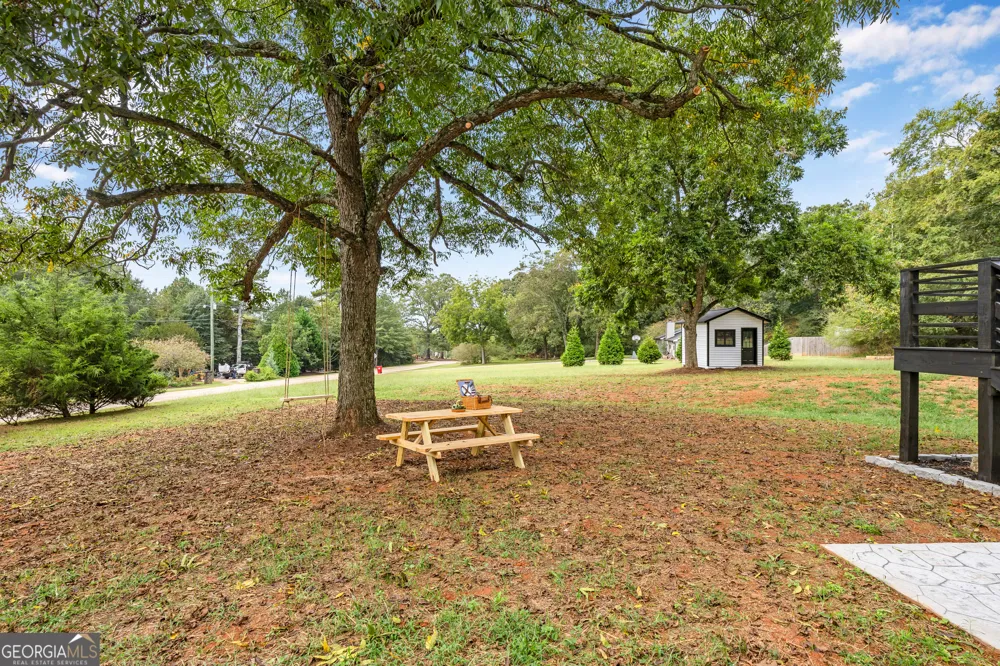 4515 HIGHWAY 60 Pendergrass, GA 30567