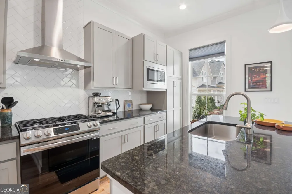 1105 Adam CIR Roswell, GA 30076
