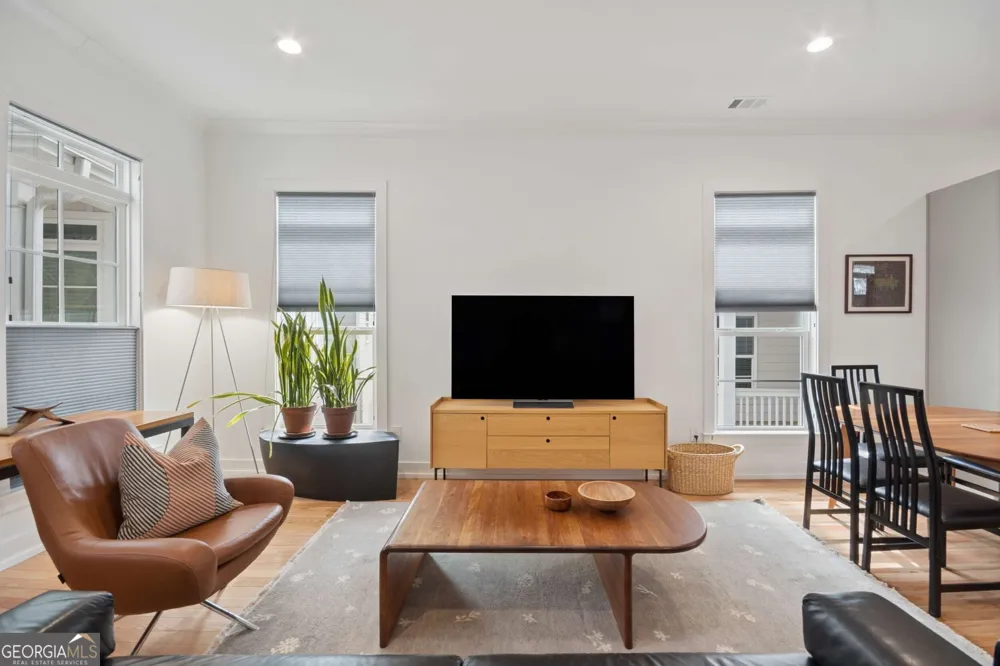 1105 Adam CIR Roswell, GA 30076