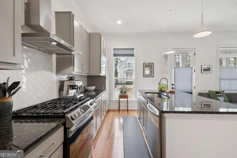 1105 Adam CIR Roswell, GA 30076