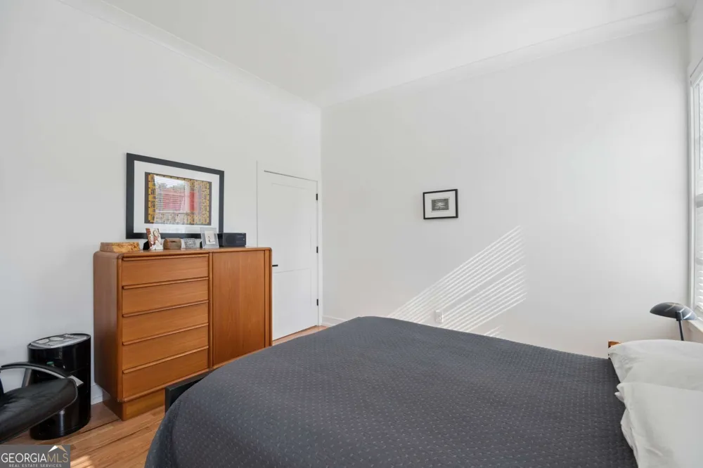 1105 Adam CIR Roswell, GA 30076