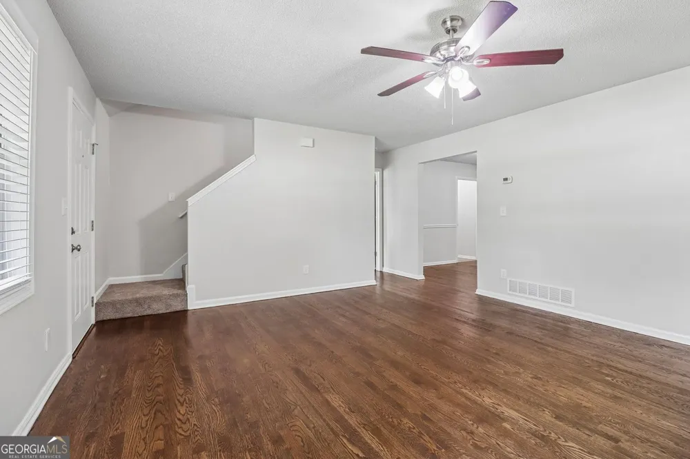 179 Graison LN Dallas, GA 30157