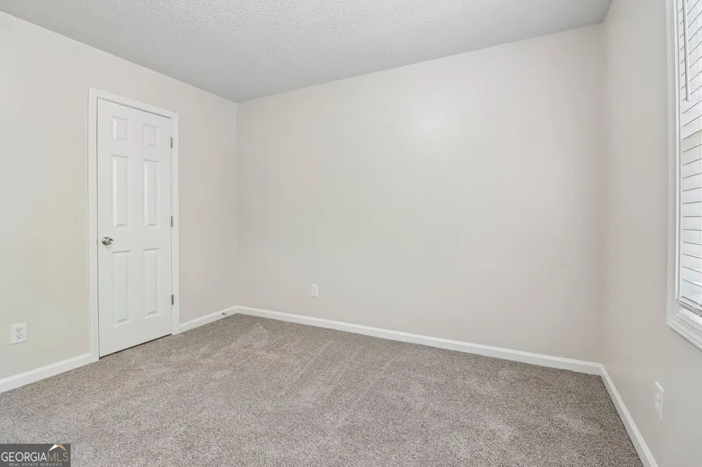 179 Graison LN Dallas, GA 30157