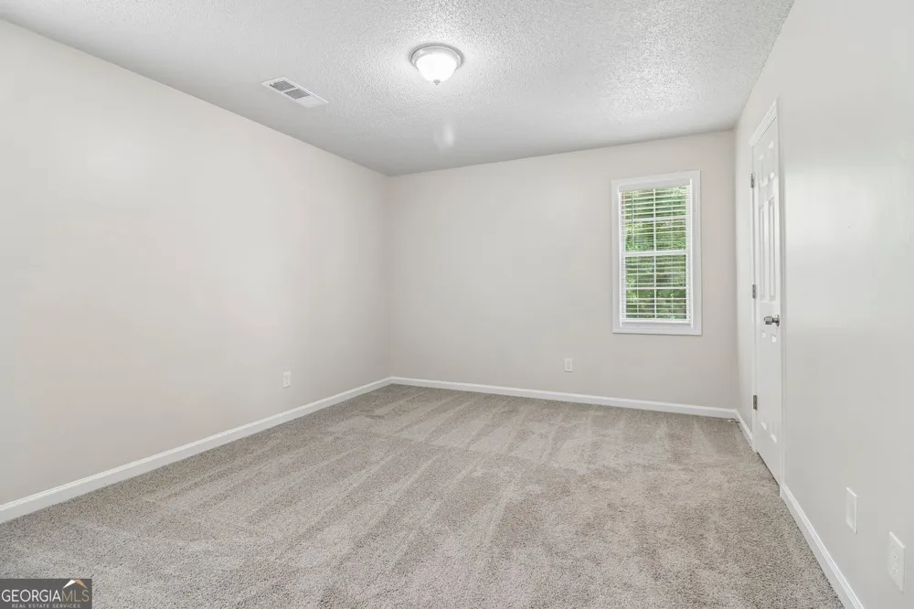179 Graison LN Dallas, GA 30157