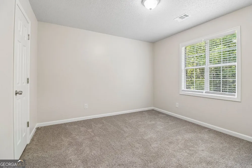 179 Graison LN Dallas, GA 30157