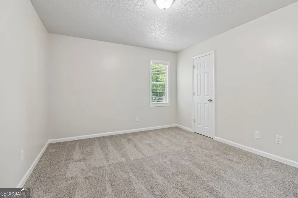179 Graison LN Dallas, GA 30157