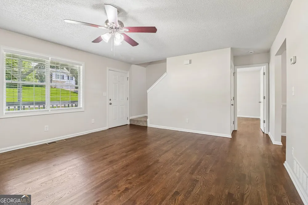 179 Graison LN Dallas, GA 30157
