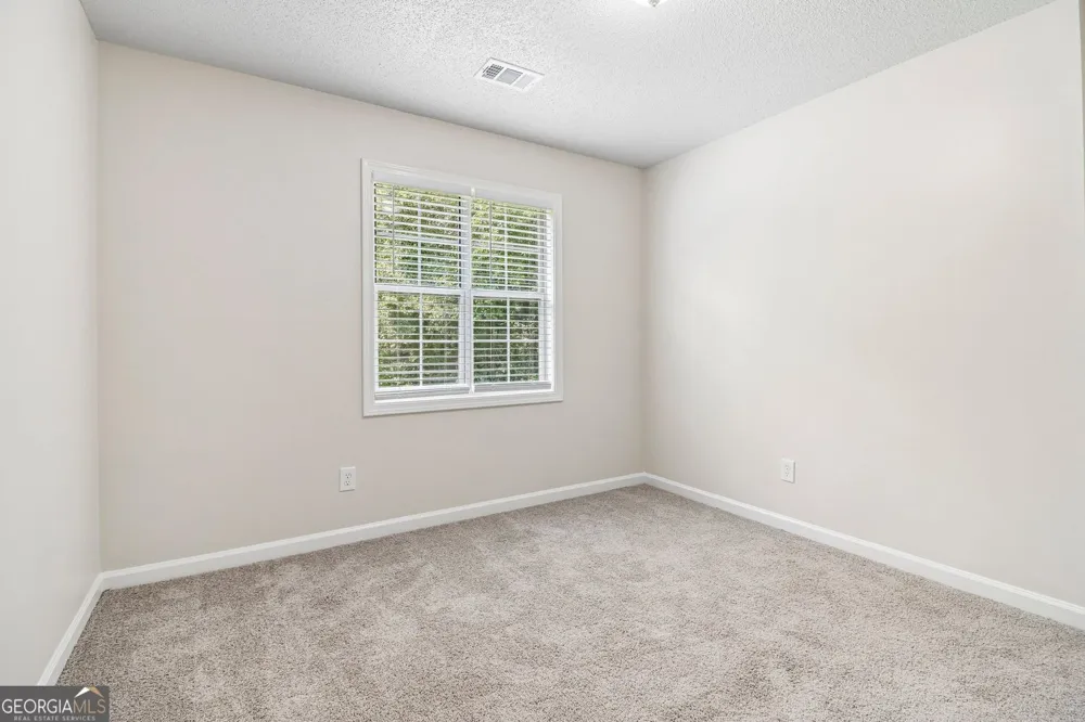 179 Graison LN Dallas, GA 30157
