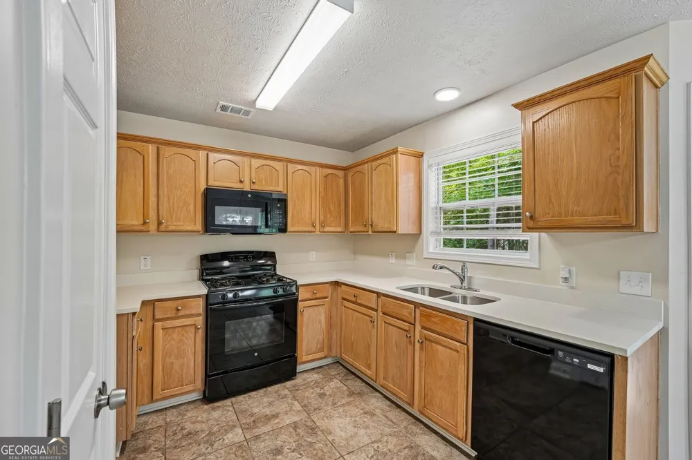 307 Providence RD Dallas, GA 30157