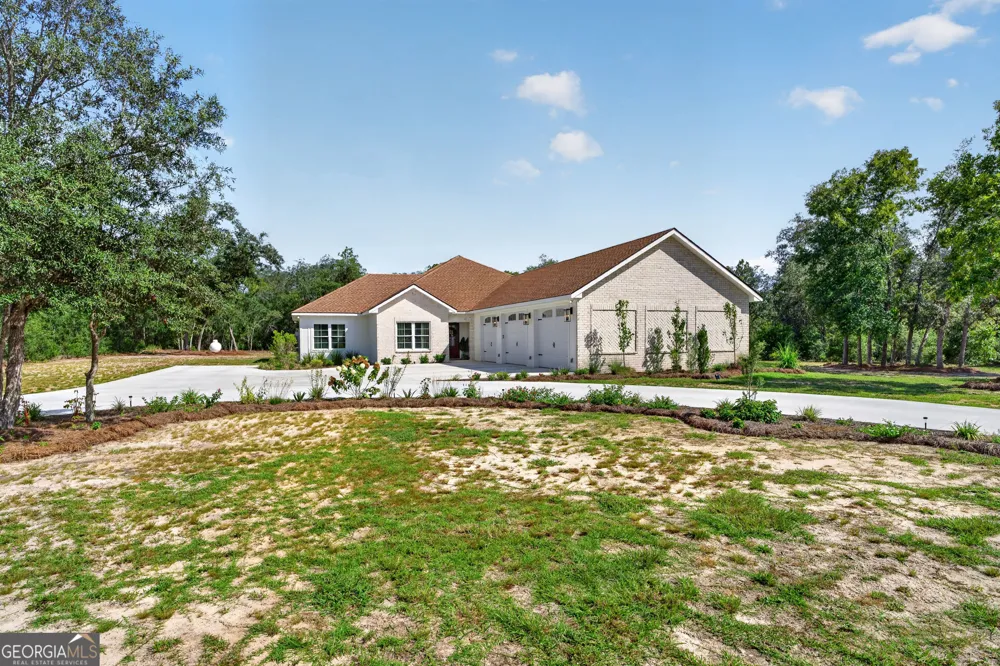 1455 Ridgewood DR Blackshear, GA 31516
