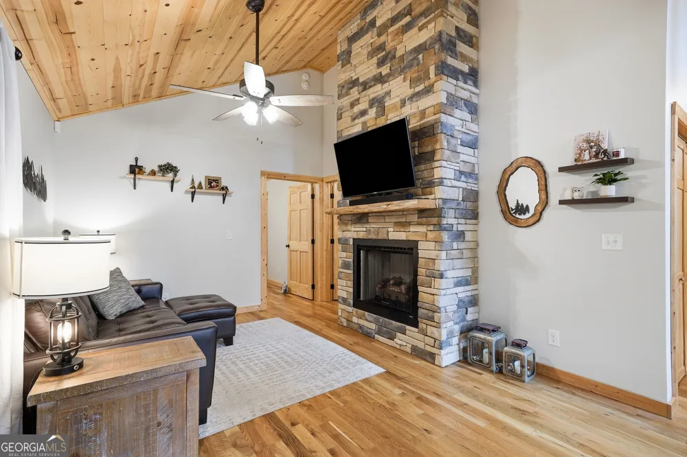 40 Lynae LN Murphy, NC 28906