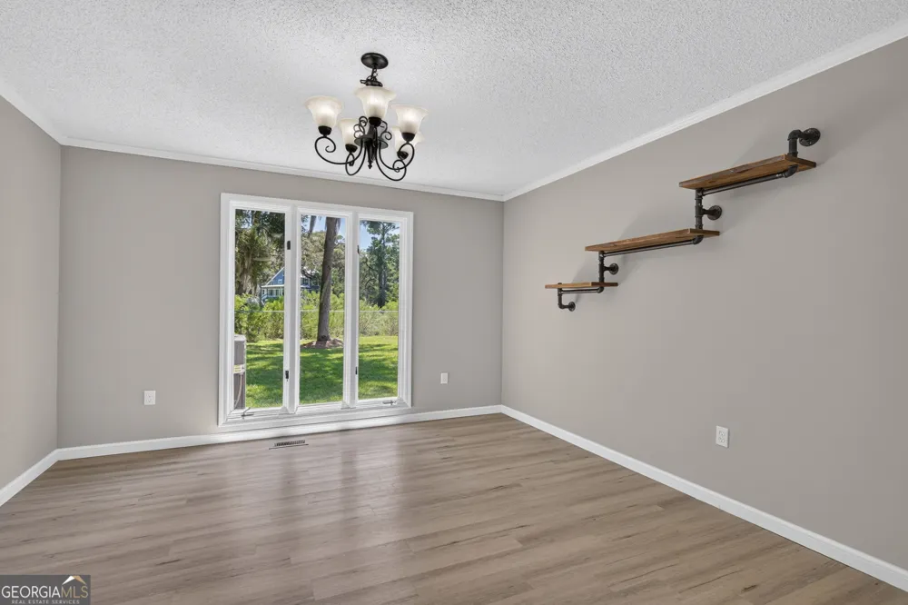 211 Tideland DR Midway, GA 31320