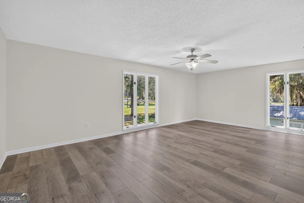 211 Tideland DR Midway, GA 31320