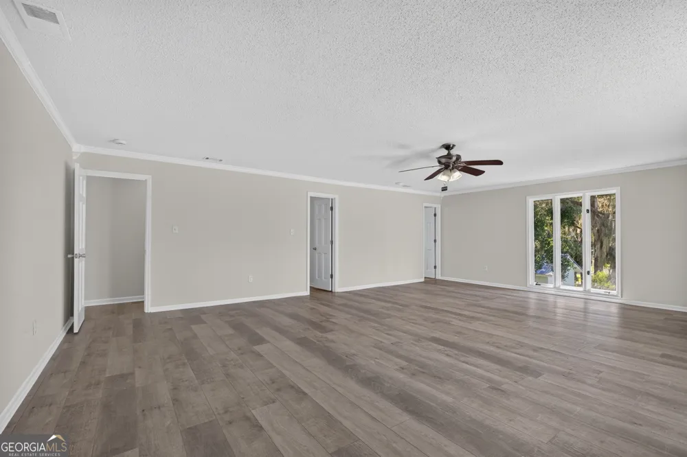 211 Tideland DR Midway, GA 31320