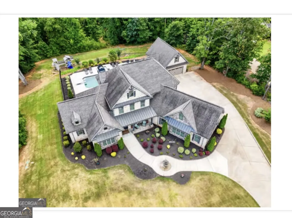109 River Shoals Dr Forsyth, GA 31029