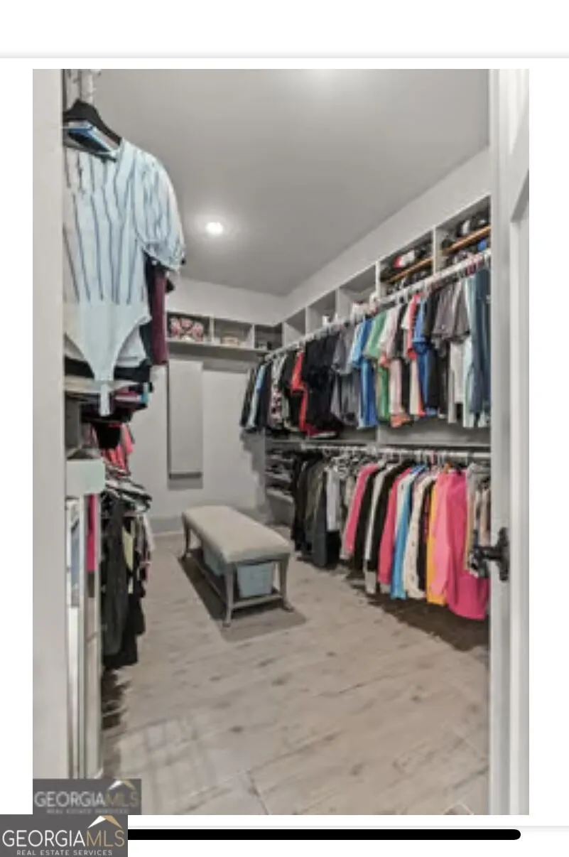 109 River Shoals Dr Forsyth, GA 31029