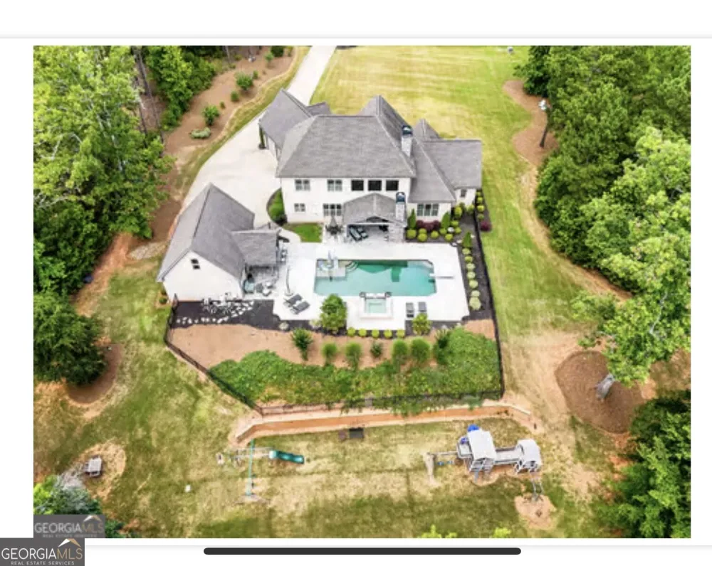 109 River Shoals Dr Forsyth, GA 31029