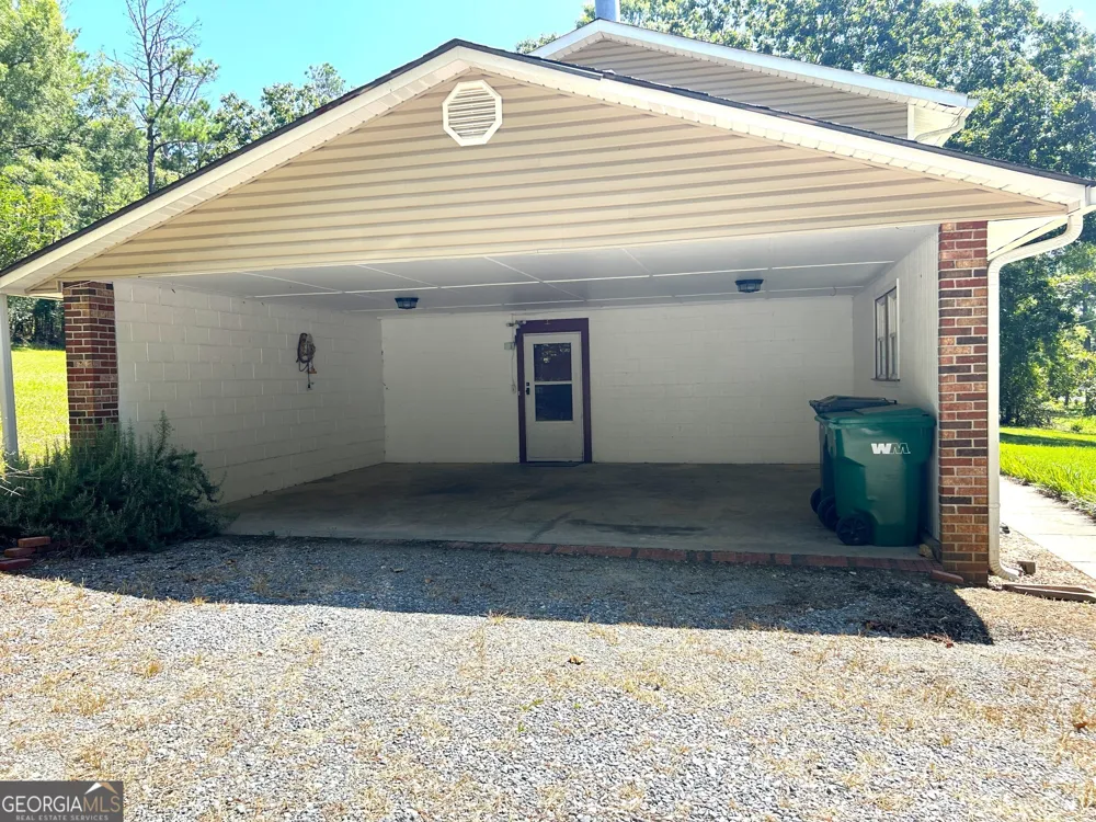 205 22 W HWY Milledgeville, GA 31061