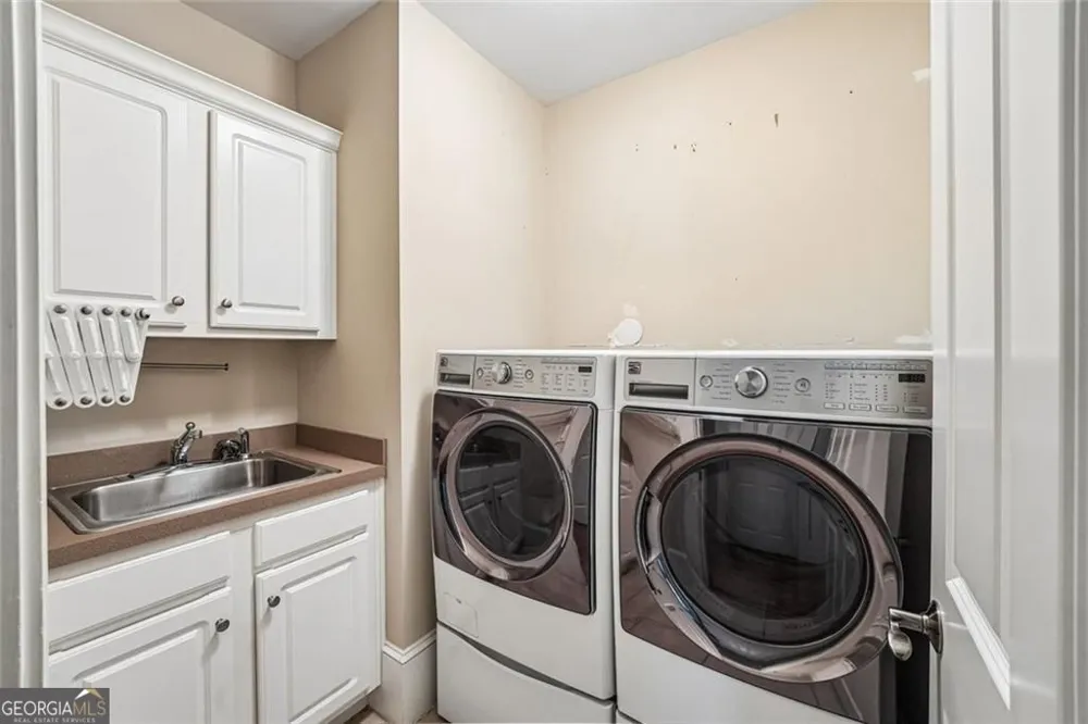 3016 Haynes CV Alpharetta, GA 30022