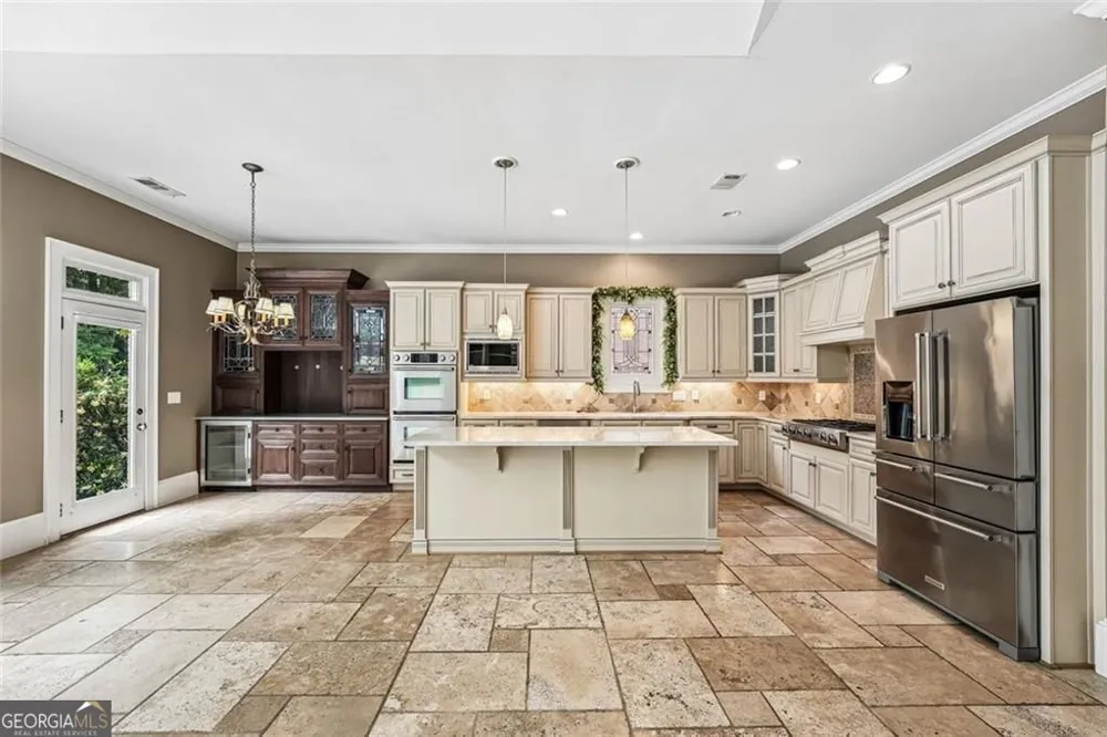 3016 Haynes CV Alpharetta, GA 30022