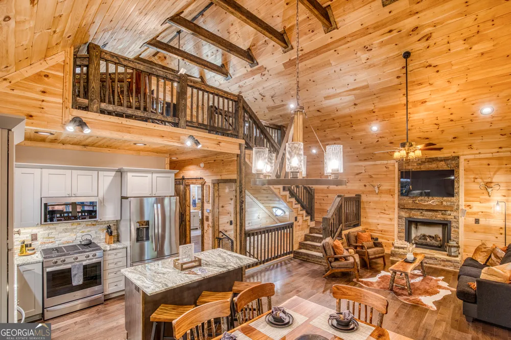 138 Nectar LN Ellijay, GA 30540