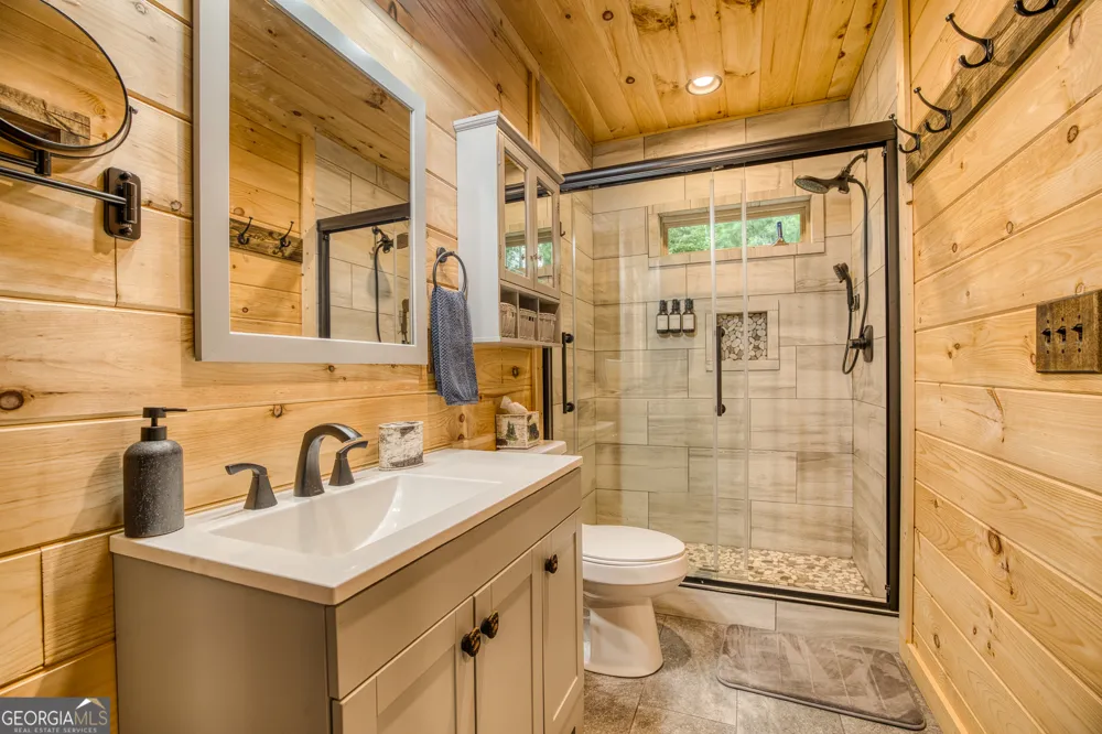 138 Nectar LN Ellijay, GA 30540