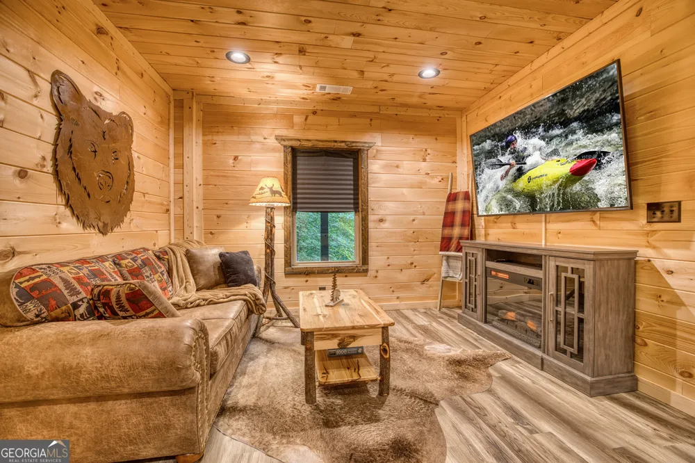 138 Nectar LN Ellijay, GA 30540