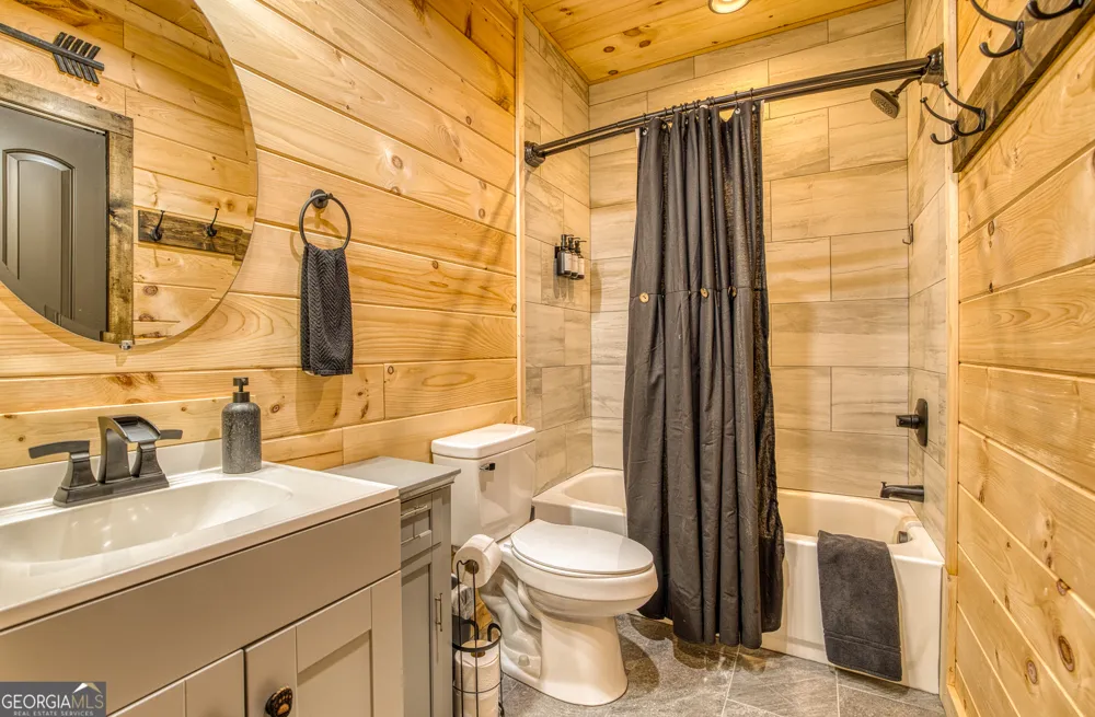 138 Nectar LN Ellijay, GA 30540